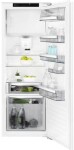 Electrolux IK283SAR, 152 cm magas integrált fagyasztós beépíthető hűtőszekrény
